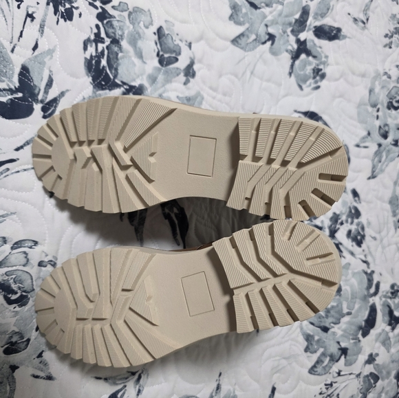 Maurices Boots - Picture 2 of 3